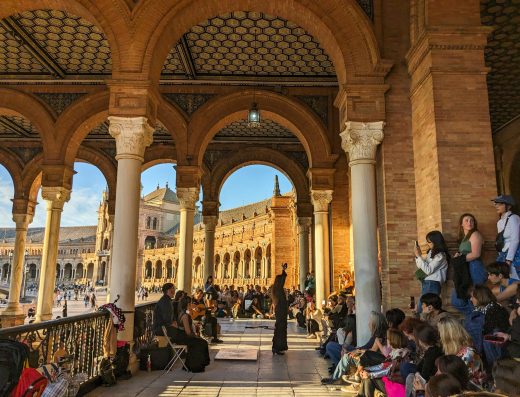 [DEMO] Tour Guiado: Secretos de la Plaza de España y Espectáculo de Flamenco al Atardecer
