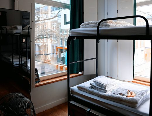 [DEMO] Cama en Habitación Compartida con Desayuno en Urban Travelers Hostel
